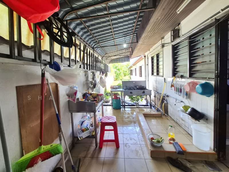 Rumah Banglo untuk Dijual di Seksyen 6 (Petaling Jaya) - Shaziery Iskandar - Kitchen - PropertyGuru.com.my