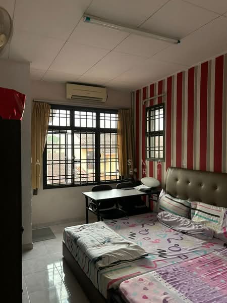 2-storey Terraced House for Sale in Taman Desa Tebrau (Tebrau) - Azlan Ismail aiproperty - Bedroom - PropertyGuru.com.my