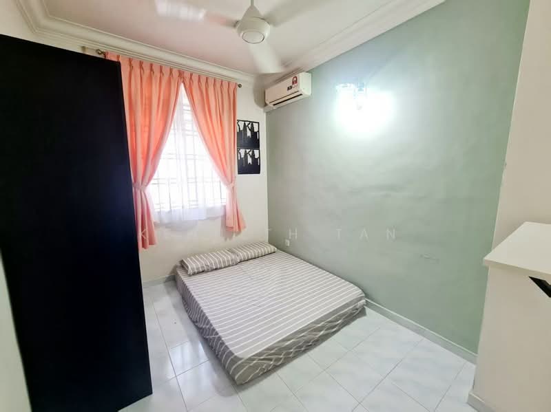 Rumah Teres untuk Disewa di Johor Bahru (Johor) - Kenneth Tan - Bedroom - PropertyGuru.com.my