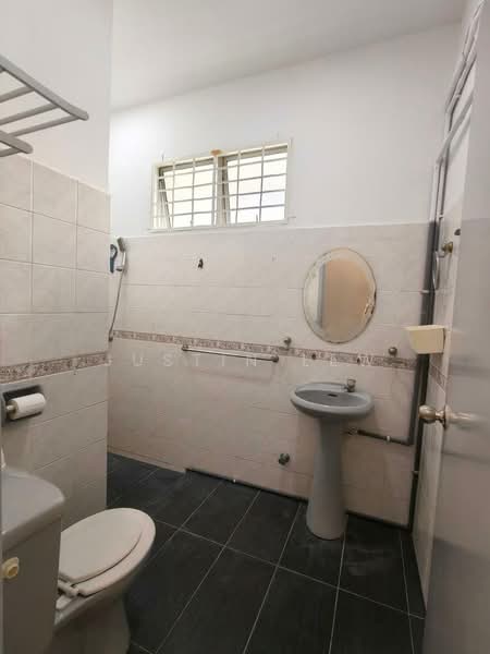 Bungalow for Rent in Seremban (Negeri Sembilan) - Justin Lew - Bathroom - PropertyGuru.com.my