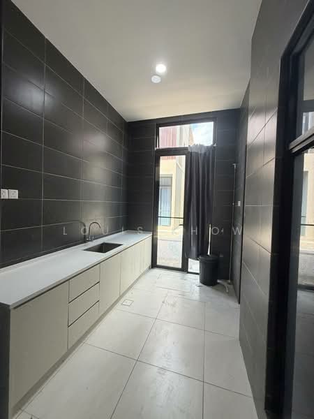 2-storey Terraced House for Rent in Puteri Harbour (Iskandar Puteri (Nusajaya)) - Louis Khow - Kitchen - PropertyGuru.com.my