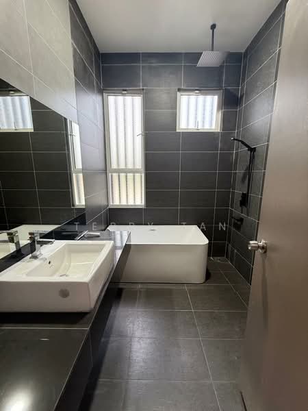 2-storey Terraced House for Rent in Johor Bahru (Johor) - Terry Tan - Bathroom - PropertyGuru.com.my