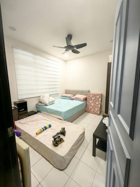 1.5-storey Terraced House for Sale in Taman Pelangi Indah (Ulu Tiram) - Terry Tan - Bedroom - PropertyGuru.com.my
