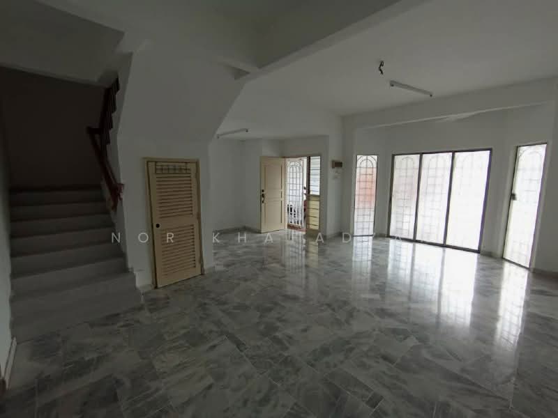 2-storey Terraced House for Sale in Seksyen 7 (Shah Alam) - Nor Khafadzah - Interior - PropertyGuru.com.my