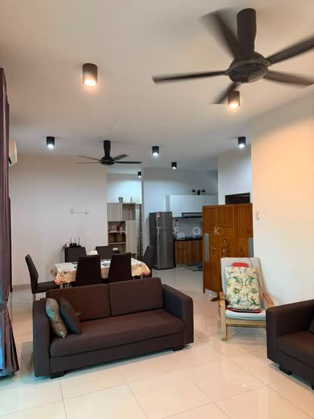 Kondominium untuk Disewa di M Condominium @ Larkin - Jin Teok - Living Room - PropertyGuru.com.my