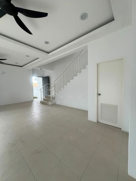 Semi-Detached House for Rent in Seremban (Negeri Sembilan) - Muhammad Taufeeq - Living Room - PropertyGuru.com.my