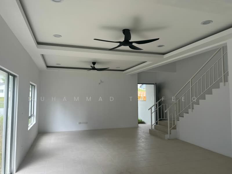 Semi-Detached House for Rent in Seremban (Negeri Sembilan) - Muhammad Taufeeq - Living Room - PropertyGuru.com.my