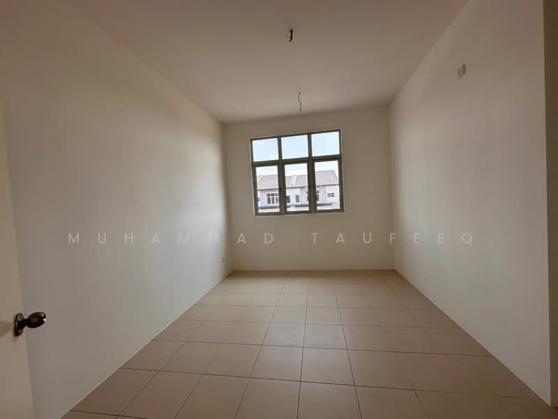 2-storey Terraced House for Rent in Iringan Bayu (Seremban) - Muhammad Taufeeq - Interior - PropertyGuru.com.my