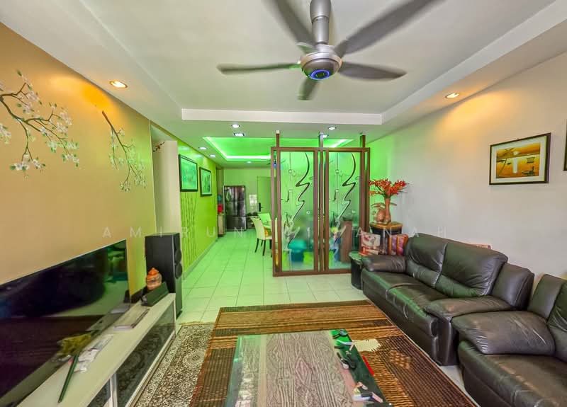 Condominium for Sale at Platinum Lake PV 13 - Amirun Kinanah - Living Room - PropertyGuru.com.my