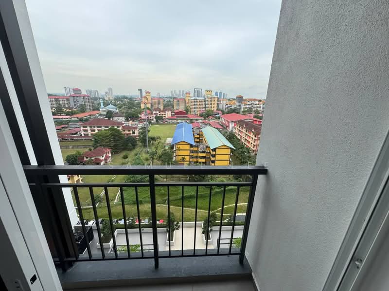 Servis Apartment untuk Disewa di TRELLIS RESIDENCES - Samuel Lee - Balcony - PropertyGuru.com.my