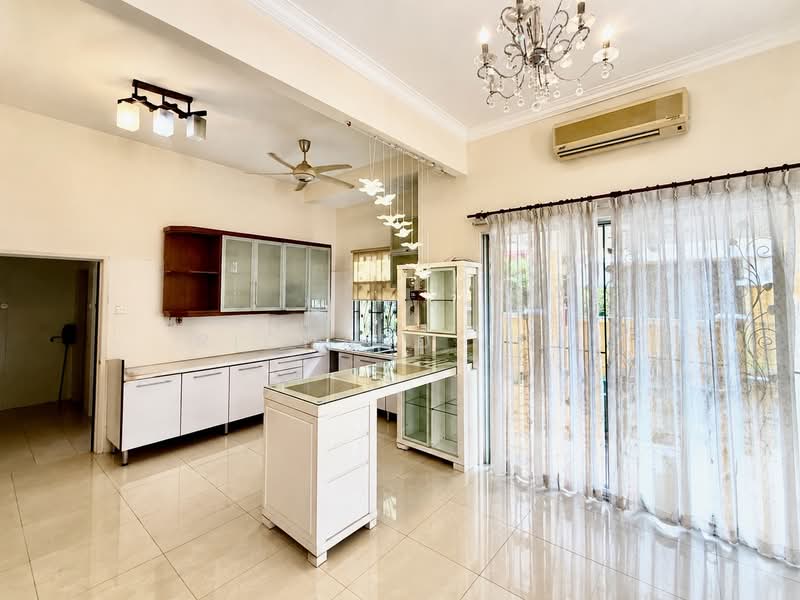 Rumah Berkembar untuk Dijual di Kemuning Utama Palma (Shah Alam) - Richard Low - PropertyGuru.com.my