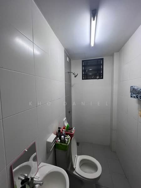 Pangsapuri untuk Dijual di Orchis Apartment - Kho Daniel - Bathroom - PropertyGuru.com.my