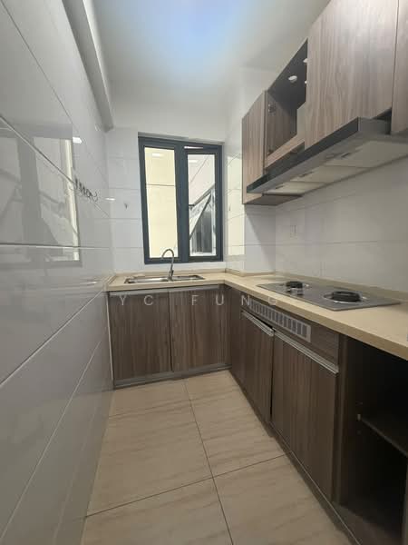Servis Apartment untuk Disewa di Country Garden Central Park - YC Fung - Kitchen - PropertyGuru.com.my
