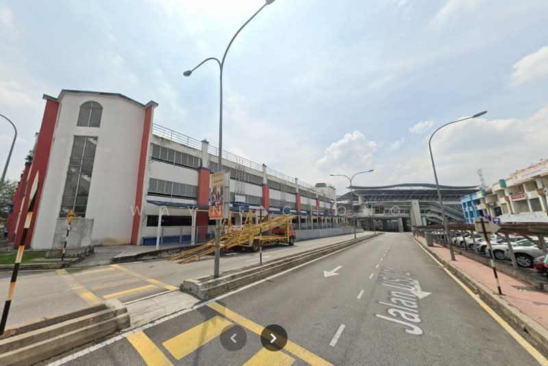 Pejabat untuk Disewa di Usj 21 (Subang Jaya) - Wayne Chong - Exterior - PropertyGuru.com.my