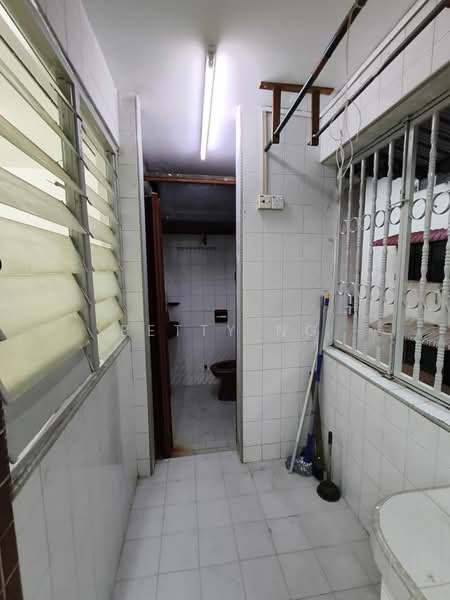 Rumah Flat untuk Dijual di TUTA Villa III @ Taman Ungku Tun Aminah - Betty Ng - PropertyGuru.com.my