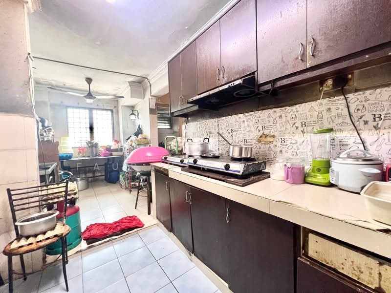 Pangsapuri untuk Dijual di Pangsapuri Anggerik - Fauran Nawawi - PropertyGuru.com.my