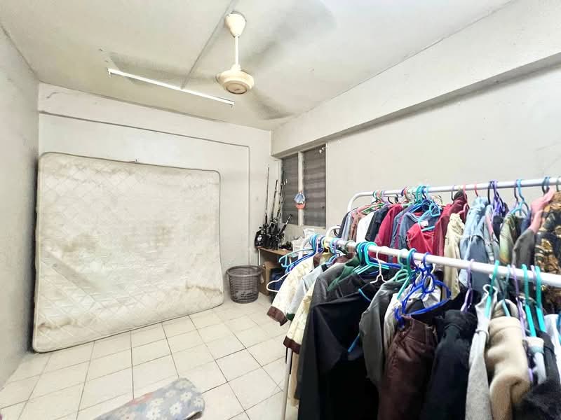 Pangsapuri untuk Dijual di Pangsapuri Anggerik - Fauran Nawawi - PropertyGuru.com.my