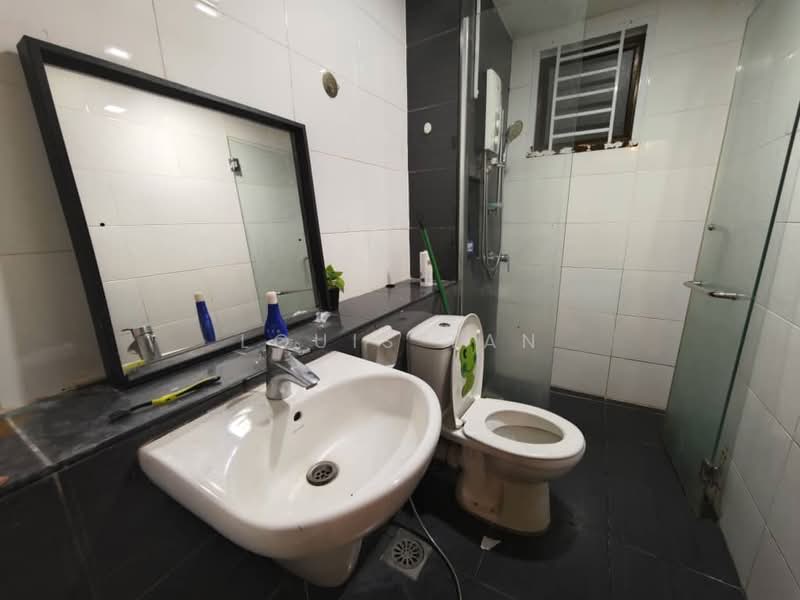 Service Residence for Rent at Sky Gardens Residences - Louis Tan - Bathroom - PropertyGuru.com.my
