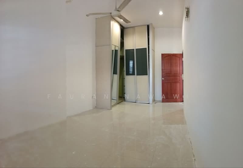 1-storey Terraced House for Sale in Taman Sri Serdang (Seri Kembangan) - Fauran Nawawi - PropertyGuru.com.my
