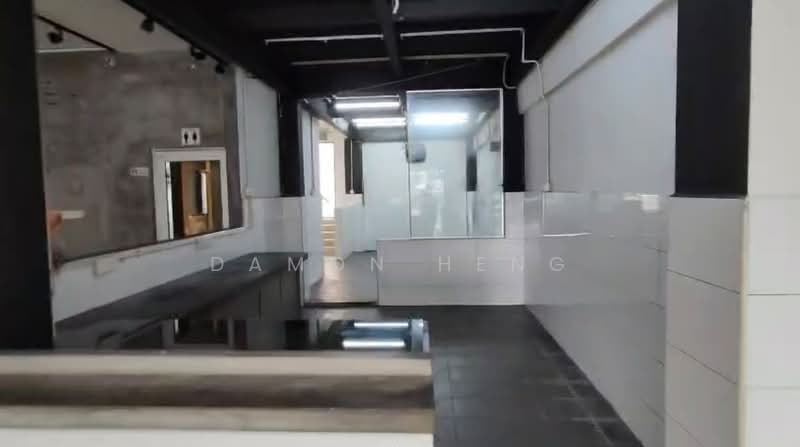 Kedai untuk Disewa di Kuchai Lama (Kuala Lumpur) - Damon Heng - Interior - PropertyGuru.com.my