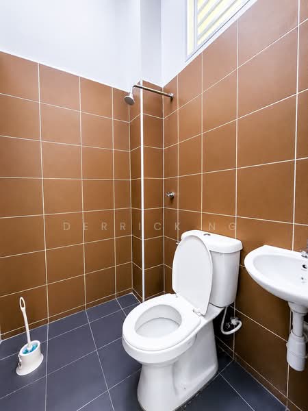 1-storey Terraced House for Sale in Bedong (Kedah) - Derrick Ng - Bathroom - PropertyGuru.com.my