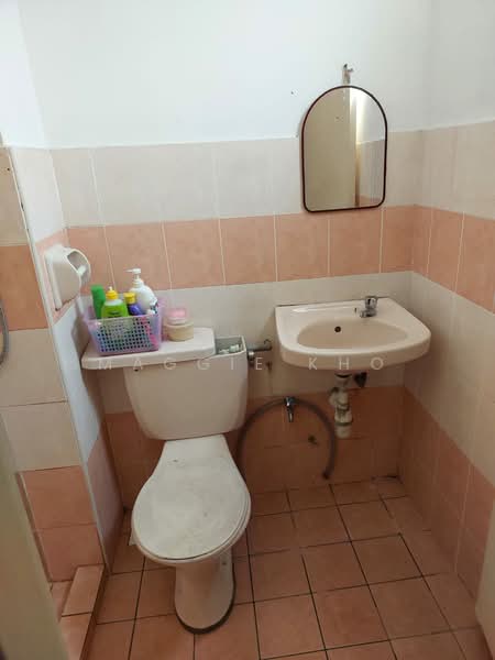 Apartment for Sale at Tar Villa - Maggie Kho - Bathroom - PropertyGuru.com.my