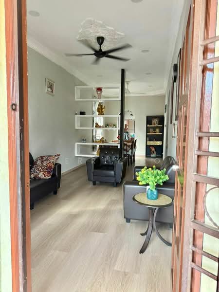 1-storey Terraced House for Sale in Bukit Indah (Iskandar Puteri (Nusajaya)) - Sherrly Sow - Living Room - PropertyGuru.com.my