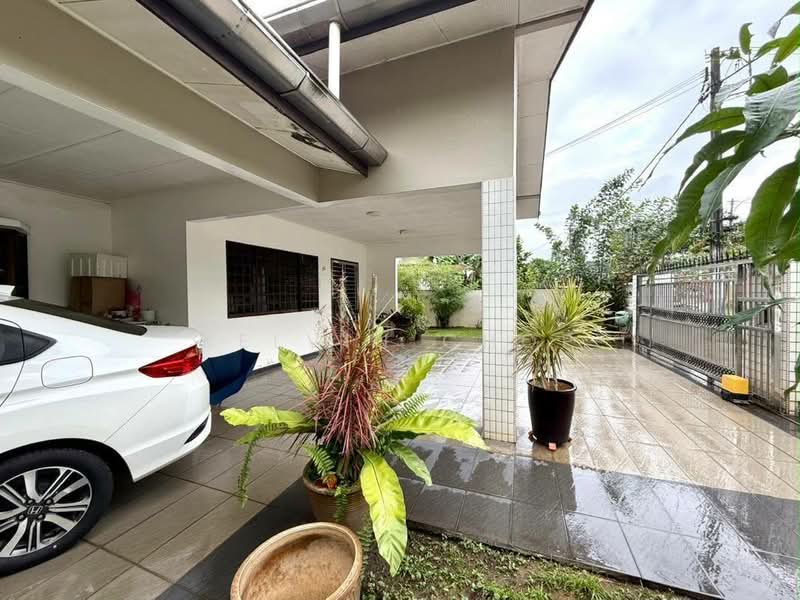 Bungalow for Sale in Taman Pelangi (Johor Bahru) - Kelvin Chop - Exterior - PropertyGuru.com.my