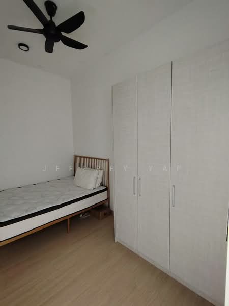 Servis Apartment untuk Dijual di The Cruise Residence - Jeffrey Yap - Bedroom - PropertyGuru.com.my