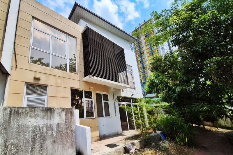 Semi-Detached House for Sale in Ampang Jaya (Ampang) - Wan Azlan Ahmad - PropertyGuru.com.my