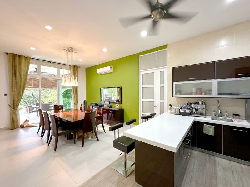 Rumah Berkembar untuk Dijual di Seksyen U2 (Saujana) - Vincent Liaw - Dining Room - PropertyGuru.com.my