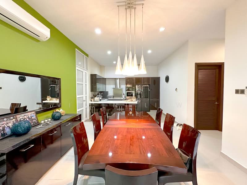 Rumah Berkembar untuk Dijual di Seksyen U2 (Saujana) - Vincent Liaw - Dining Room - PropertyGuru.com.my