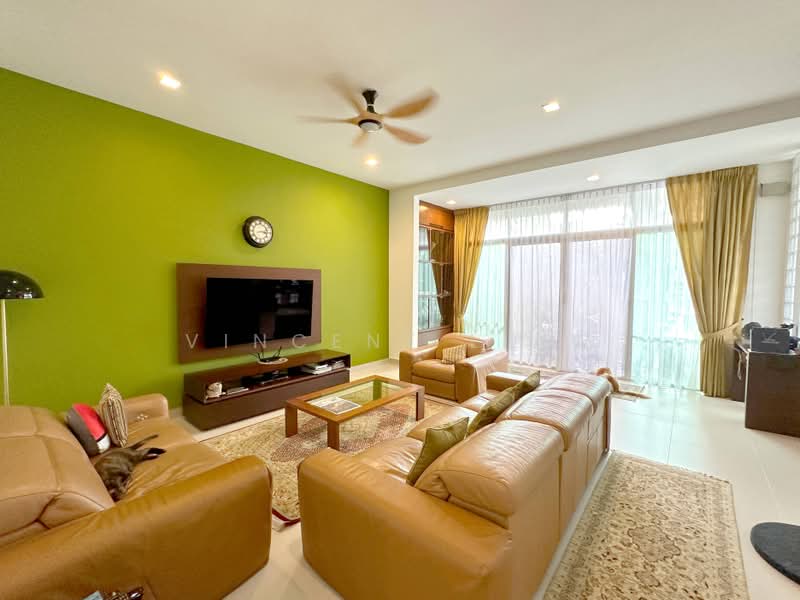 Rumah Berkembar untuk Dijual di Seksyen U2 (Saujana) - Vincent Liaw - Living Room - PropertyGuru.com.my
