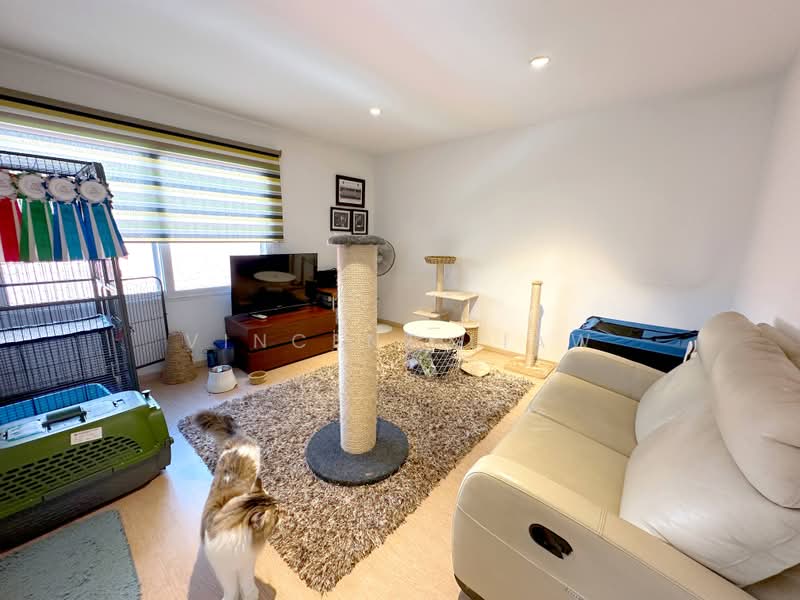 Rumah Berkembar untuk Dijual di Seksyen U2 (Saujana) - Vincent Liaw - Living Room - PropertyGuru.com.my