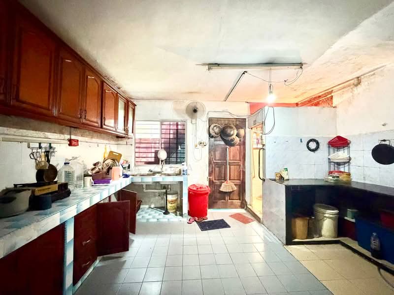Rumah Teres 2 Tingkat untuk Dijual di Taman Medan (Petaling Jaya) - Wan Azlan Ahmad - PropertyGuru.com.my