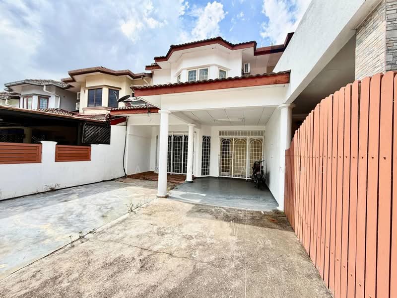 2-storey Terraced House for Sale in Seksyen 7 (Shah Alam) - Wan Azlan Ahmad - PropertyGuru.com.my