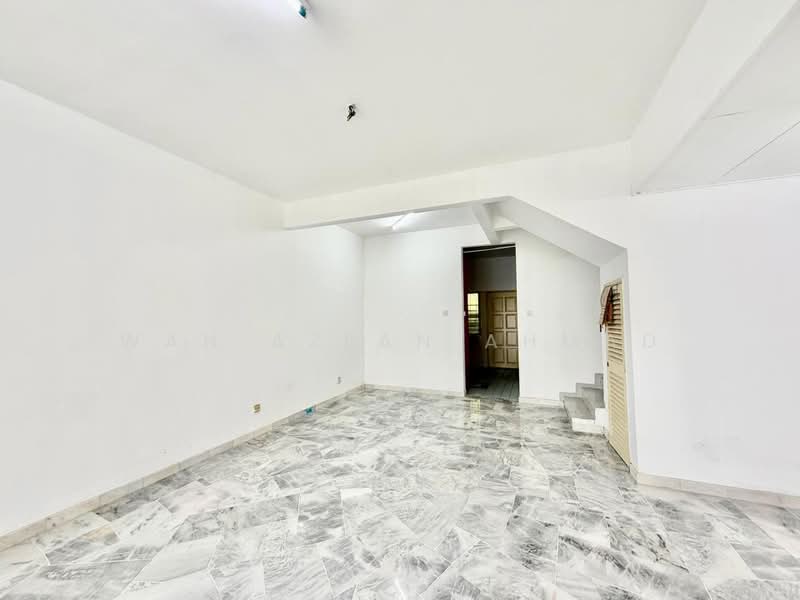 2-storey Terraced House for Sale in Seksyen 7 (Shah Alam) - Wan Azlan Ahmad - PropertyGuru.com.my