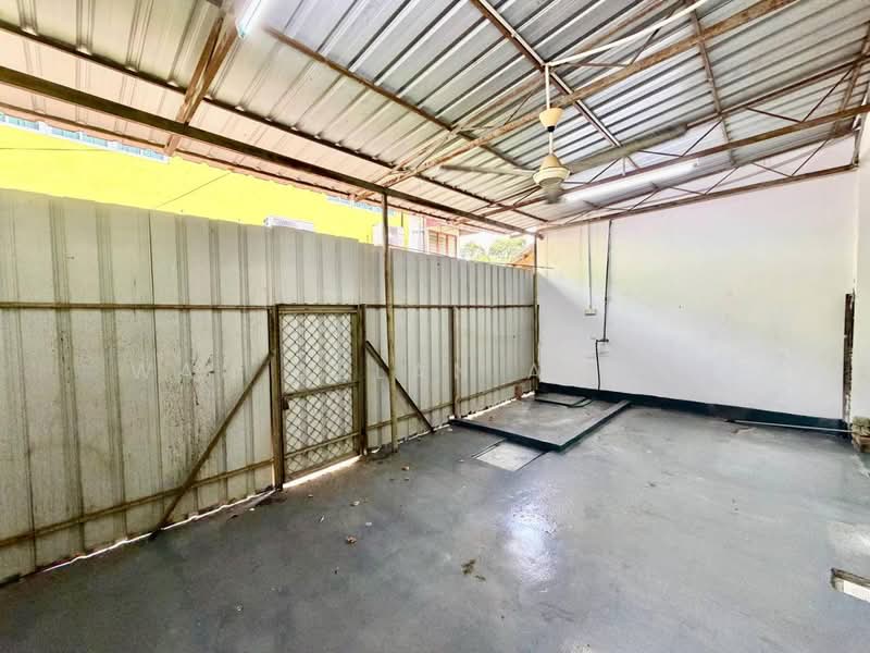 2-storey Terraced House for Sale in Seksyen 7 (Shah Alam) - Wan Azlan Ahmad - PropertyGuru.com.my