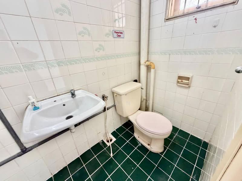 2-storey Terraced House for Sale in Seksyen 7 (Shah Alam) - Wan Azlan Ahmad - PropertyGuru.com.my