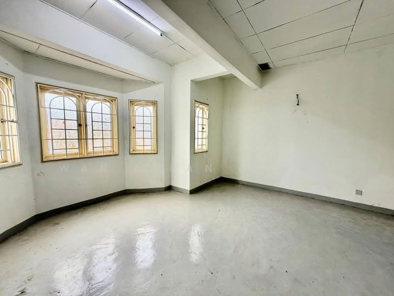 2-storey Terraced House for Sale in Seksyen 7 (Shah Alam) - Wan Azlan Ahmad - PropertyGuru.com.my