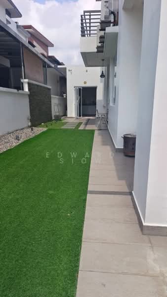 Cluster House for Sale in Ulu Tiram (Johor) - Edward Siow - Exterior - PropertyGuru.com.my