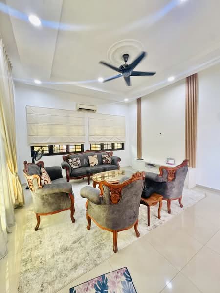 Rumah Banglo untuk Disewa di Klang (Selangor) - Erin Yusof - Living Room - PropertyGuru.com.my