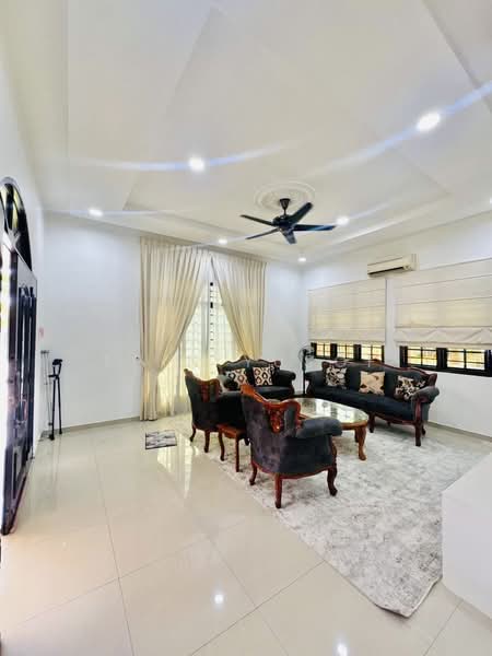 Rumah Banglo untuk Disewa di Klang (Selangor) - Erin Yusof - Living Room - PropertyGuru.com.my