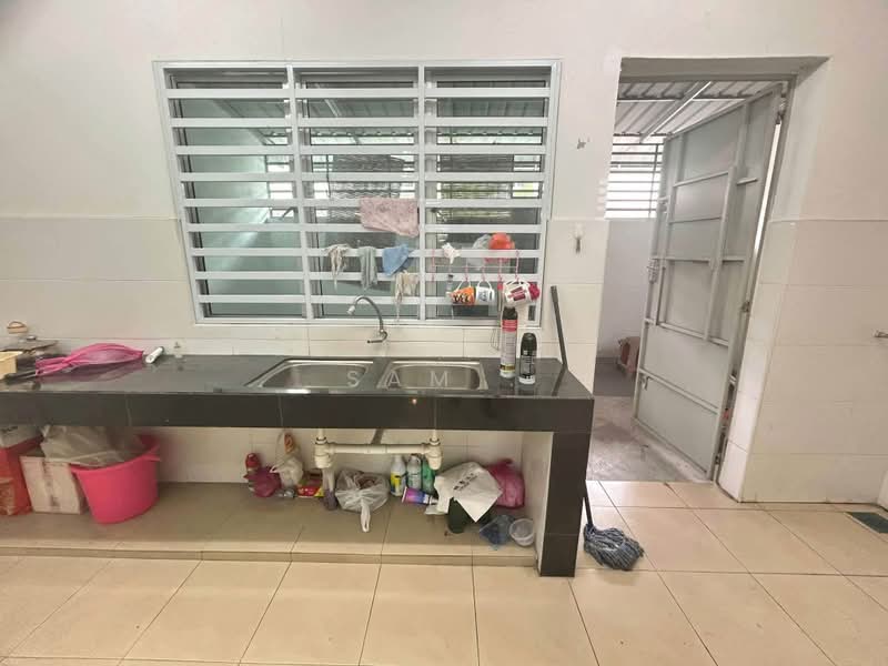 2-storey Terraced House for Sale in Bandar Baru Sri Klebang (Chemor) - Sam . - Kitchen - PropertyGuru.com.my