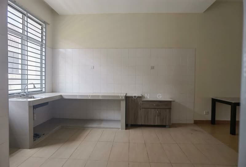 1-storey Terraced House for Rent in Setia Alam (Selangor) - Eve Wong - Kitchen - PropertyGuru.com.my