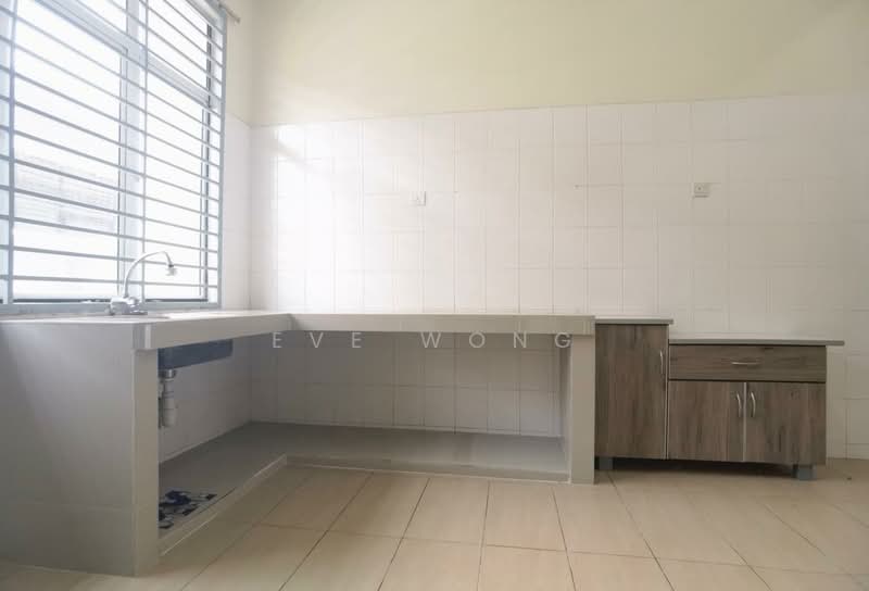 1-storey Terraced House for Rent in Setia Alam (Selangor) - Eve Wong - Kitchen - PropertyGuru.com.my