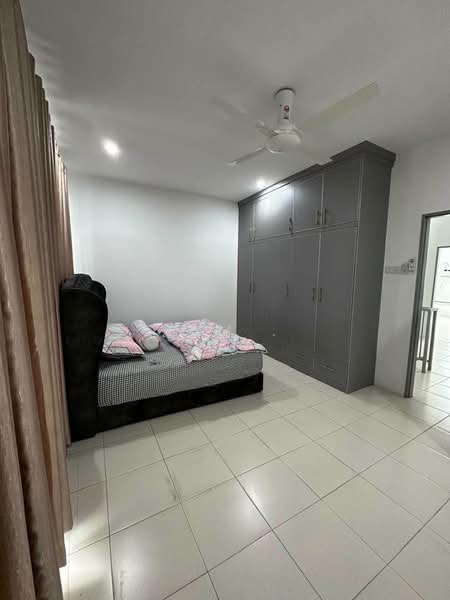 2-storey Terraced House for Sale in Taman Chemor Idaman (Chemor) - Sam . - Bedroom - PropertyGuru.com.my
