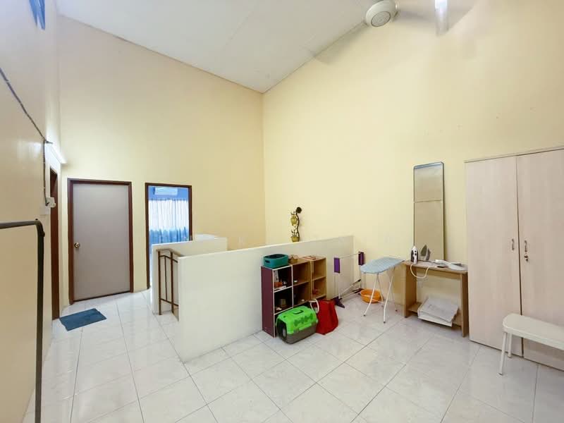 2-storey Terraced House for Sale in Bandar Nusaputra (Puchong) - Tengku Zairi - PropertyGuru.com.my