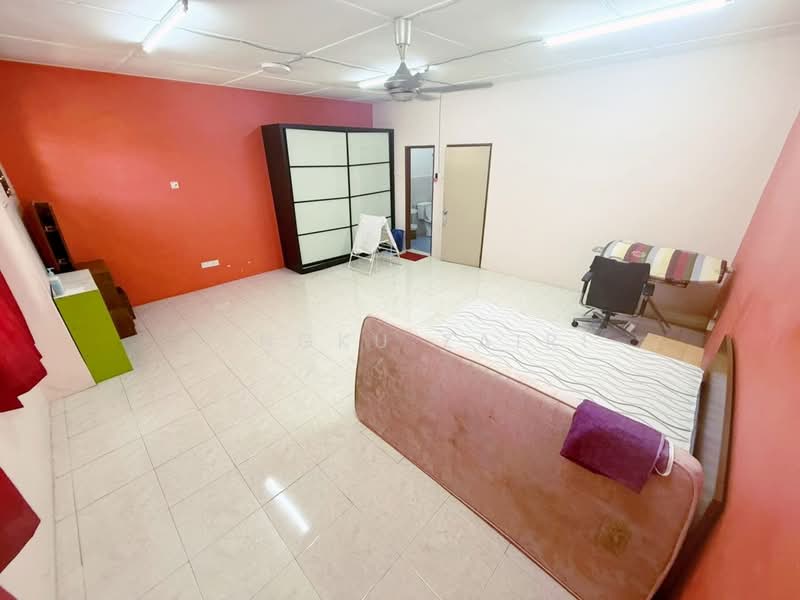 2-storey Terraced House for Sale in Bandar Nusaputra (Puchong) - Tengku Zairi - PropertyGuru.com.my