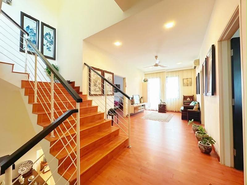 Link Bungalow for Sale in Batu 9 (Cheras) - Hei Kar Jun - Living Room - PropertyGuru.com.my